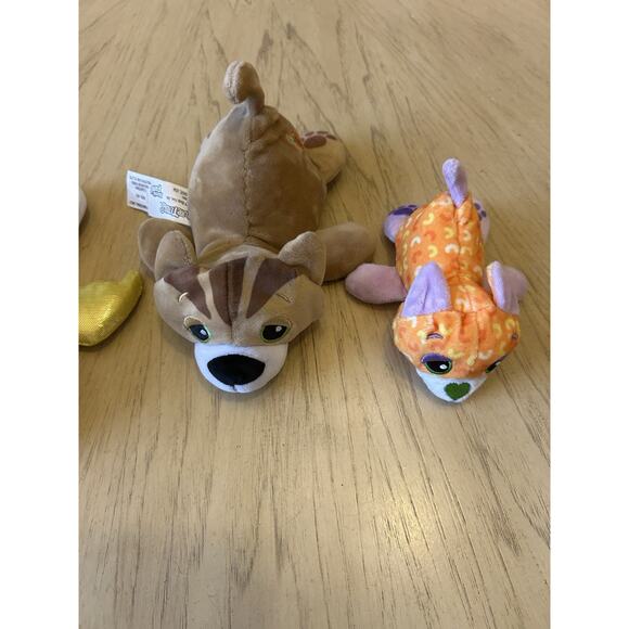 Lot Of 4 Cutetitos Fruititos Fox calico Cat mac cheese goldito bat Bean Plush - Picture 12 of 15